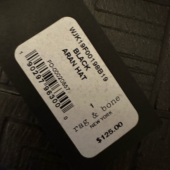 rag and bone Aron  Beanie  Pom Pom hat black nwt - Picture 3 of 4